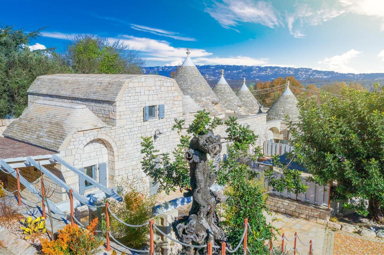 Villa Navolte Trulli E Quiete Con Piscina Locorotondo Exterior foto