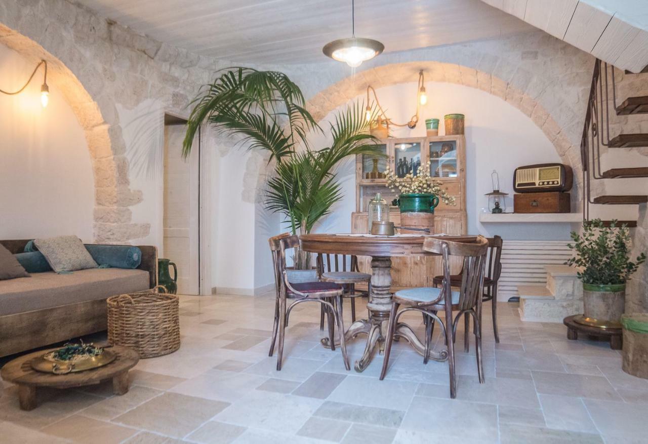 Villa Navolte Trulli E Quiete Con Piscina Locorotondo Exterior foto